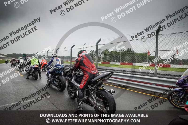 donington no limits trackday;donington park photographs;donington trackday photographs;no limits trackdays;peter wileman photography;trackday digital images;trackday photos
